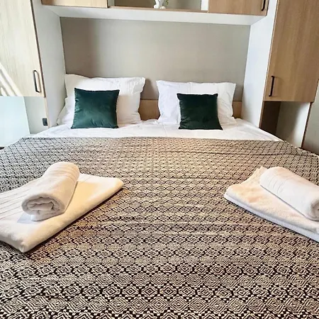 Apartmán With Swimming Pool Pakostane, Biograd - 27136 Pakoštane
